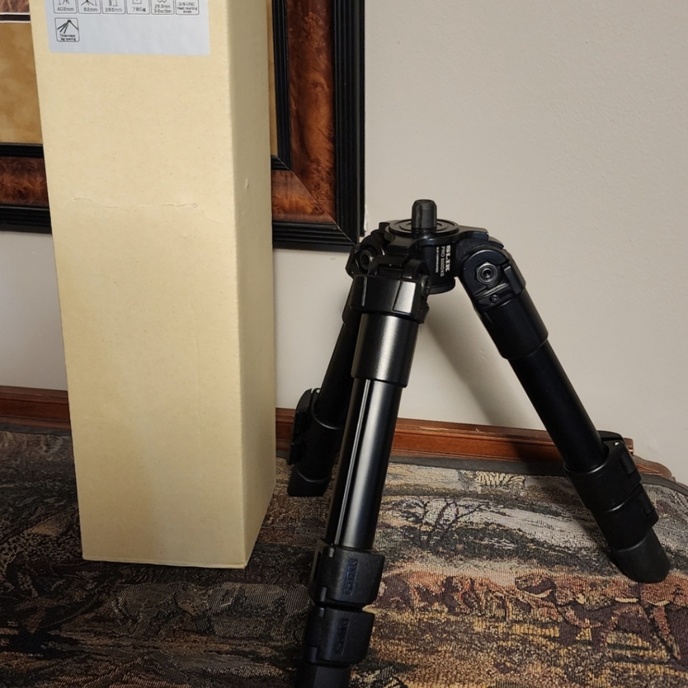 Brand New SLIKPRO 500DXS LEGS